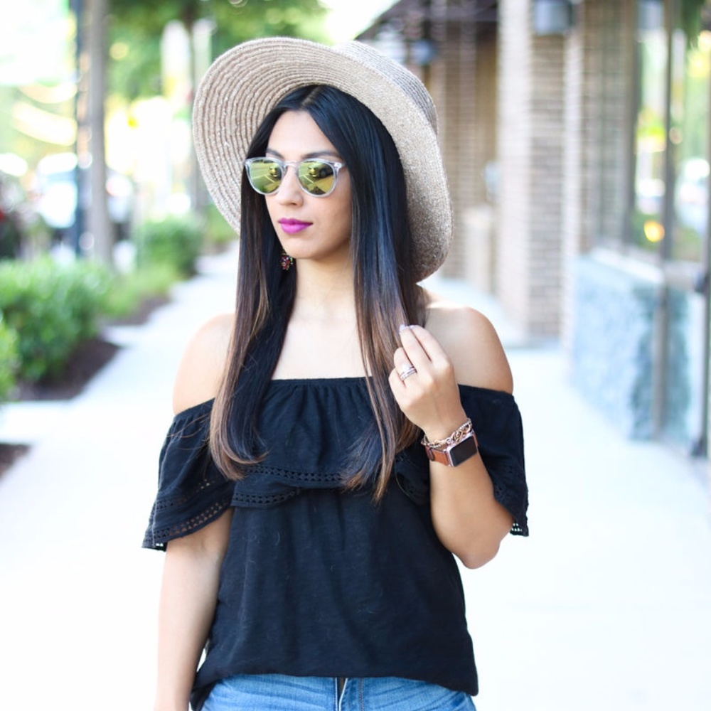OFF SHOULDER BLACK TOP